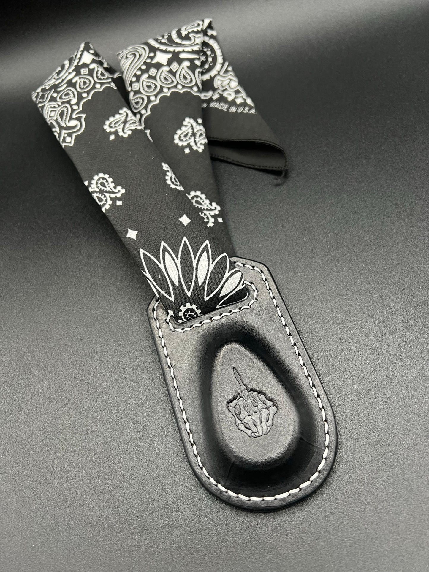 Bandana keeper
